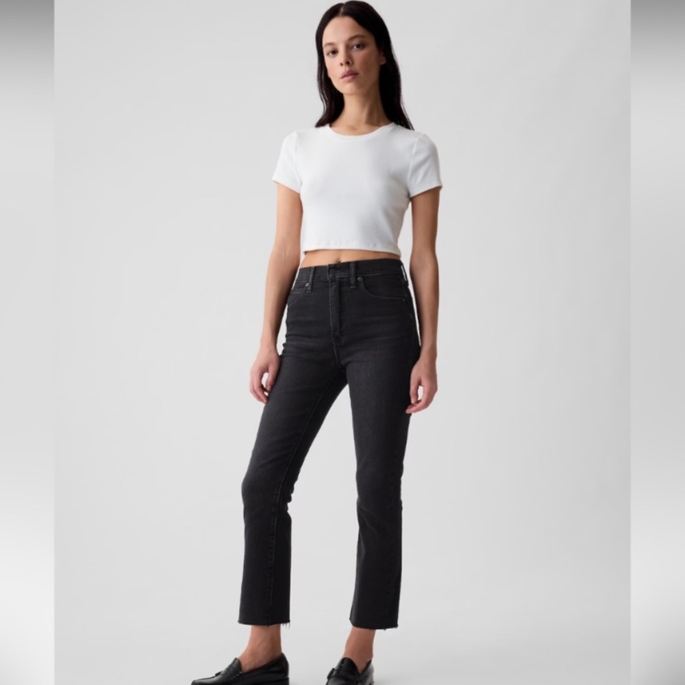 Universal Thread Women's High-Rise Ankle Bootcut Jeans,NWT 4L/27 in black